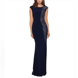 XSCAPE
Long Dress with Embroidered Side New 6